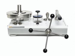 Fluke adds three P3100 Hydraulic Deadweight Testers