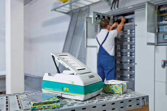Phoenix Contact introduces Thermofox Prime portable card printer