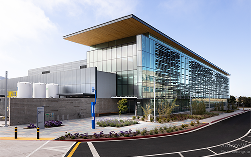 Next-Generation Biotechnology Manufacturing: Genentech Small-Batch Biologics