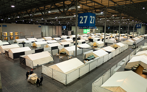 Deutsche Messe Converts Hall 27 on Hannover Fair Grounds to House Ukrainian Refugees
