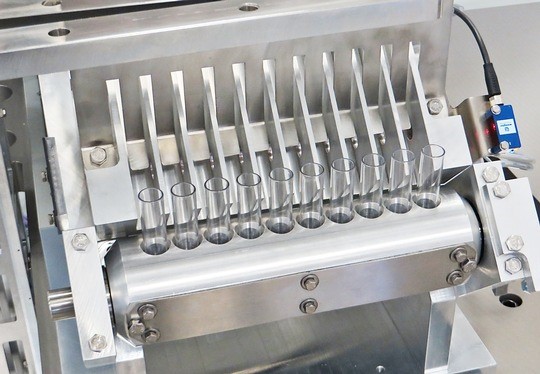 R+E Automation introduces BCT-200 solution for blood collection tube manufacturing