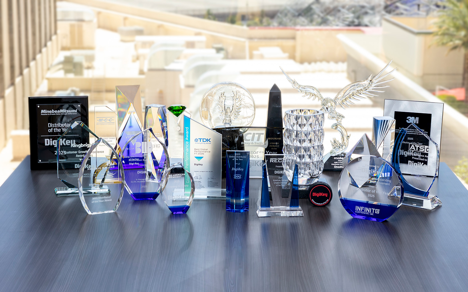 Feature Image for DigiKey Earns 29 Top Honors from Supplier Partners at the 2026 EDS Leadership Summit