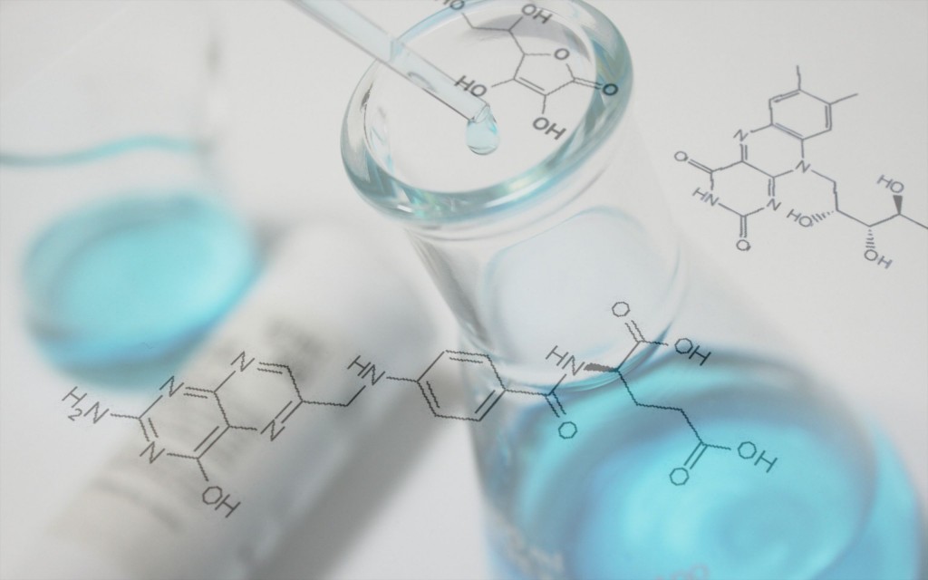 Achieving Tight Control of Single Phase Liquid Reactors