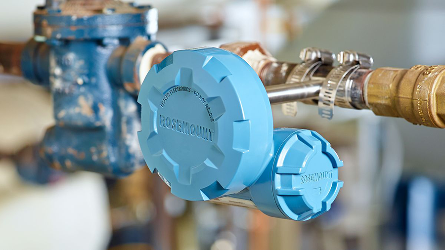 Figure 4: Since a Rosemount 708 Wireless Acoustic Monitor only requires hose clamps for mounting, there is no need for a shutdown.