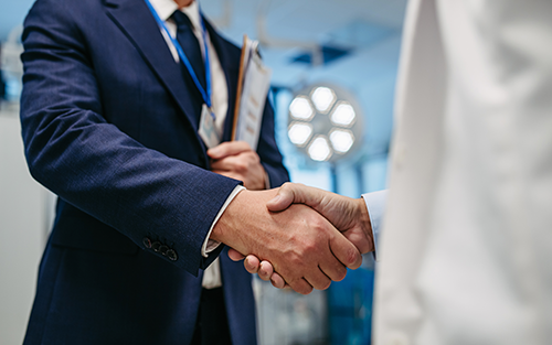 Hitachi America Appoints New CEO/President and Executive Chairman