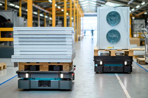 MiR’s autonomous mobile robots (AMRs) can quickly, easily  and cost-effectively manage internal logisticsng, freeing employees for more valuable tasks.