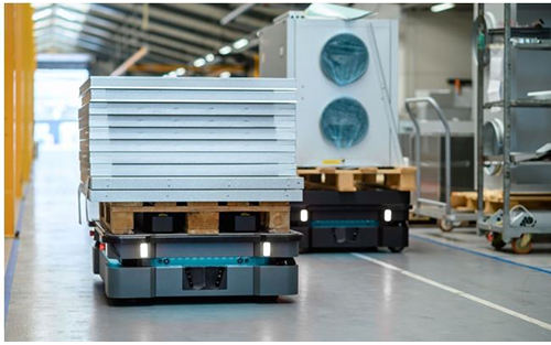 MiR Launches Two Powerful Autonomous Mobile Robots to Optimize All Logistics