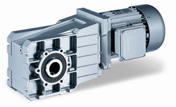 Lenze coats Geared Motors with OKS