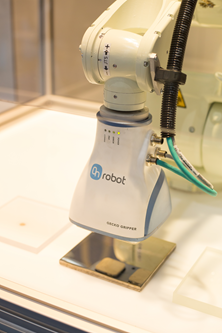 OnRobot's Gecko Gripper wins Innovation and Entrepreneurship Award (IERA) at the 50th International Symposium on Robotics
