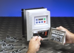 Lenze-AC Tech adds EtherNet/IP toS MVector drive