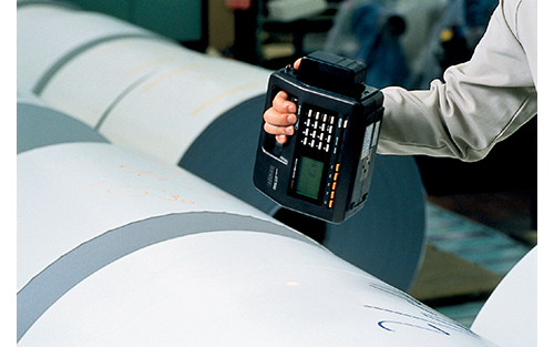 Smart Moisture Measurement Technology Continually Optimizes Product and Process Quality for Pulp/Paper Processing