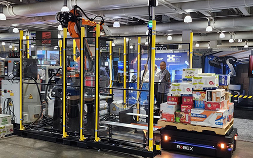 Mujin Debuts QuickBot, a Plug-and-Play Robotic Case Handler to Simplify Warehouse Automation