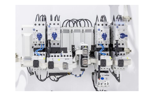 Thumbnail for Rockwell Automation Expands EtherNet/IP In-cabinet Solution with New Motor Control and Power Connection Capabilities