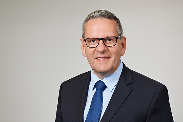 Do you have any questions? Patrick Schwarzkopf, VDMA Robotics + Automation, will be happy to answer them: phone +49 69 6603 1590, email patrick.schwarzkopf@vdma.org.