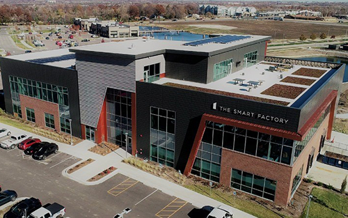 Siemens and Deloitte Demonstrate Industry 4.0 Innovation at The Smart Factory @ Wichita