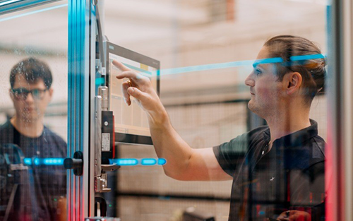 Siemens Industrial Copilot Expanded, Adopted by thyssenkrupp