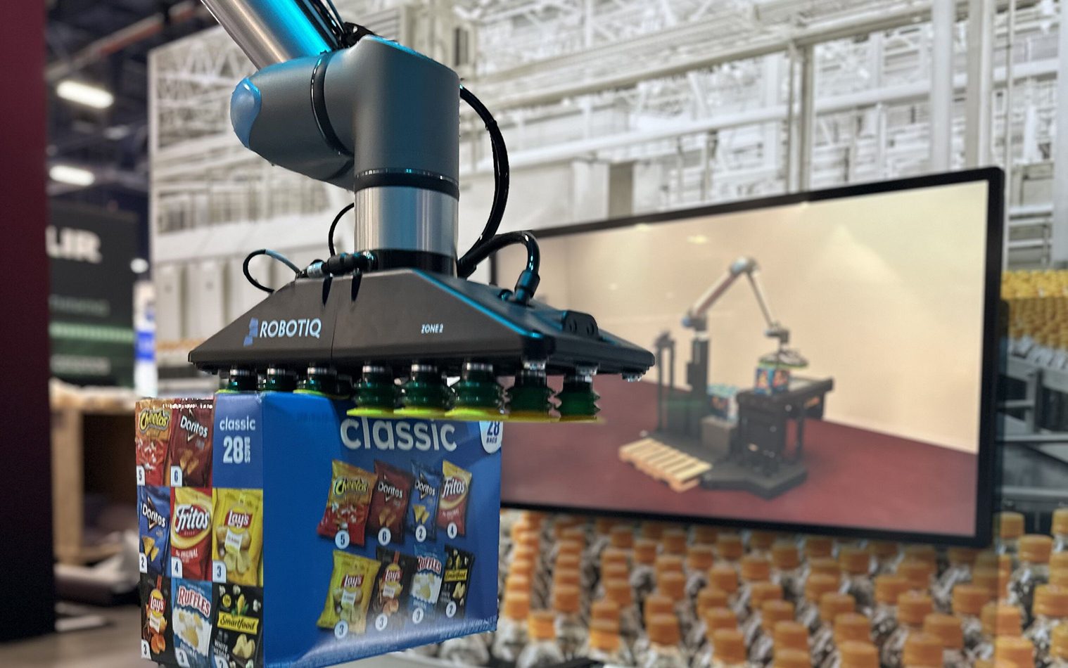 Thumbnail for Universal Robots and Robotiq Showcase Next-Generation Palletizing Solution at CES 2026 in Collaboration With Siemens