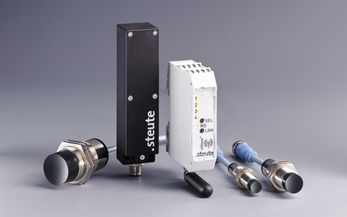 Steute Presents Wireless Switchgear for Two-component Injection Moulding