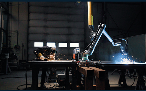 Universal Robots Unveils UR8 Long: Engineered to Tackle Most Demanding and Space-Constrained Automation Tasks